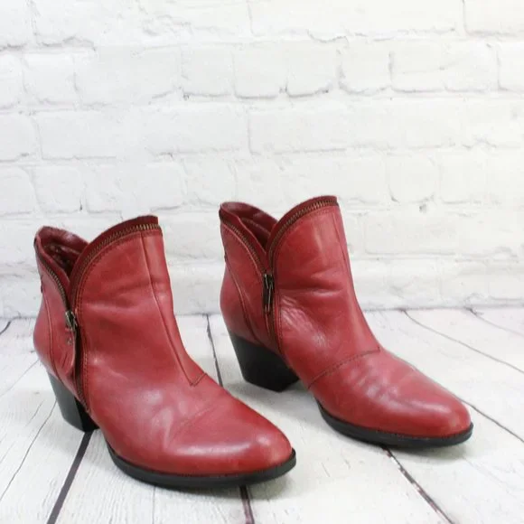 EARTH Red Leather Side Zip Heeled Ankle Booties Size 7.5 - Picture 2 of 9